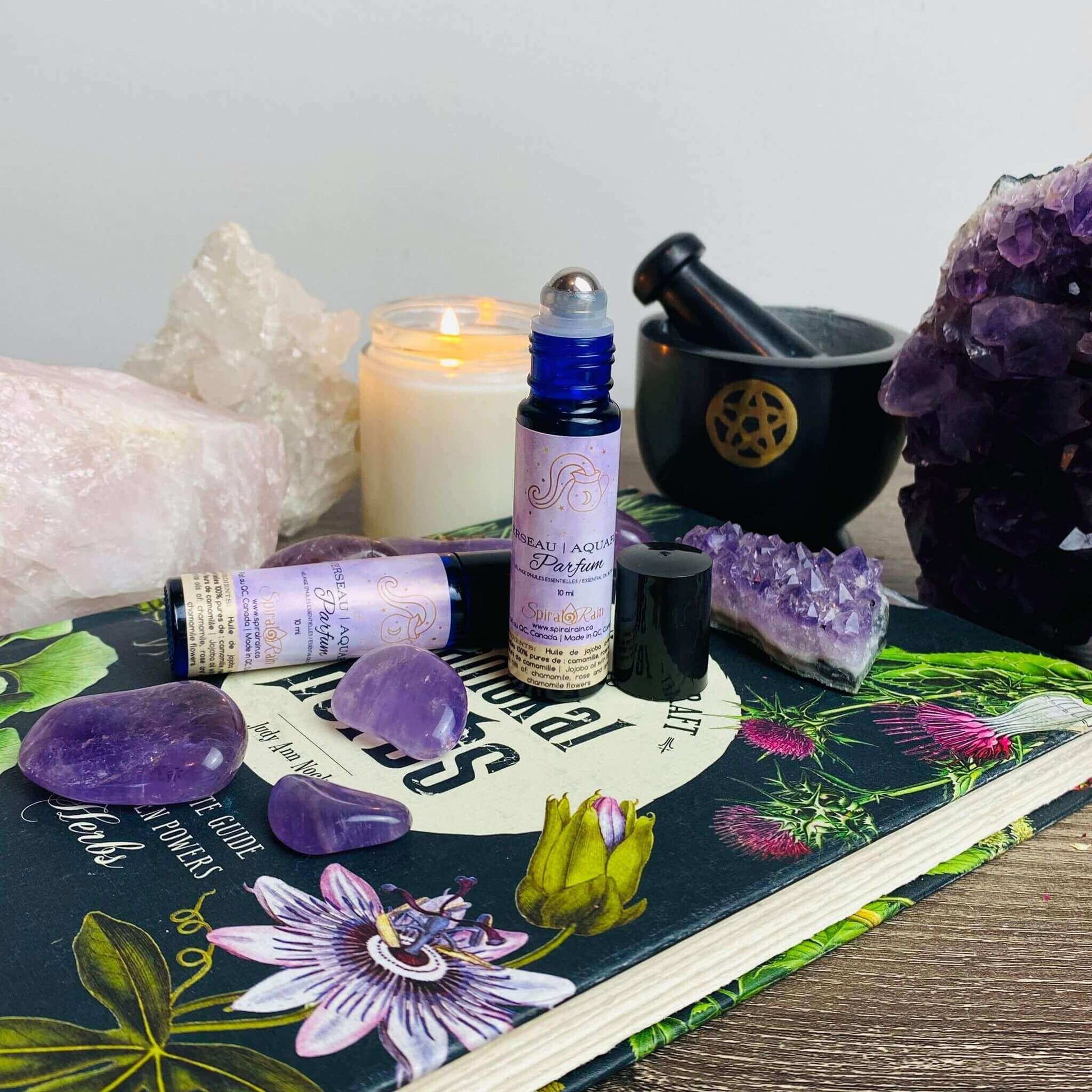 Aquarius (Jan 20 - Feb 18) Box at $85 only from Spiral Rain